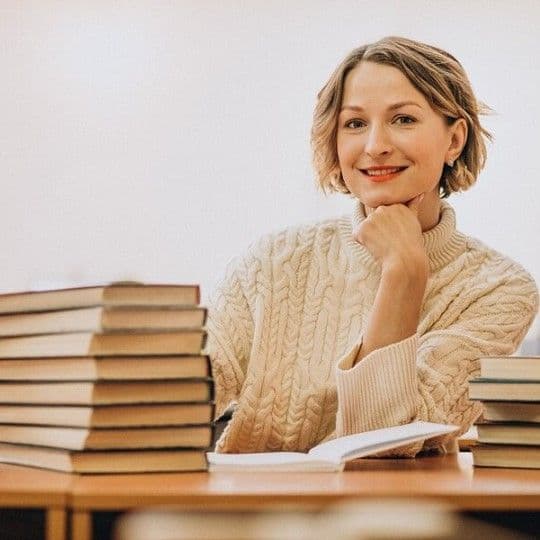 Человек работает