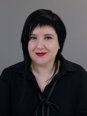 Леонова Светлана 